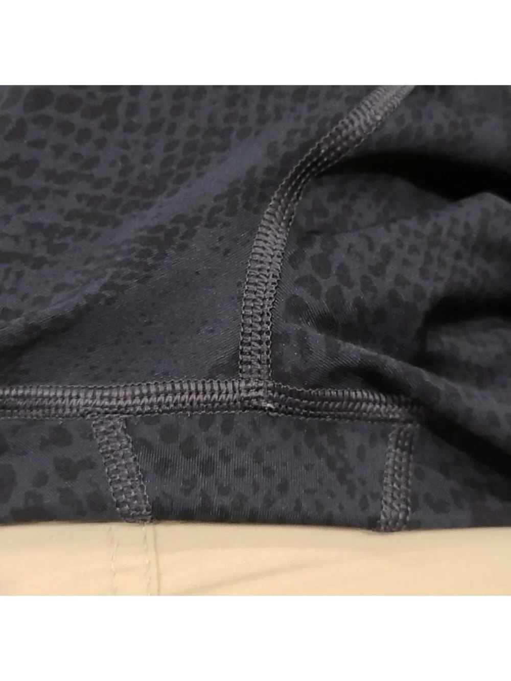 Lululemon Light Speed Tight *Full-On Luxtreme